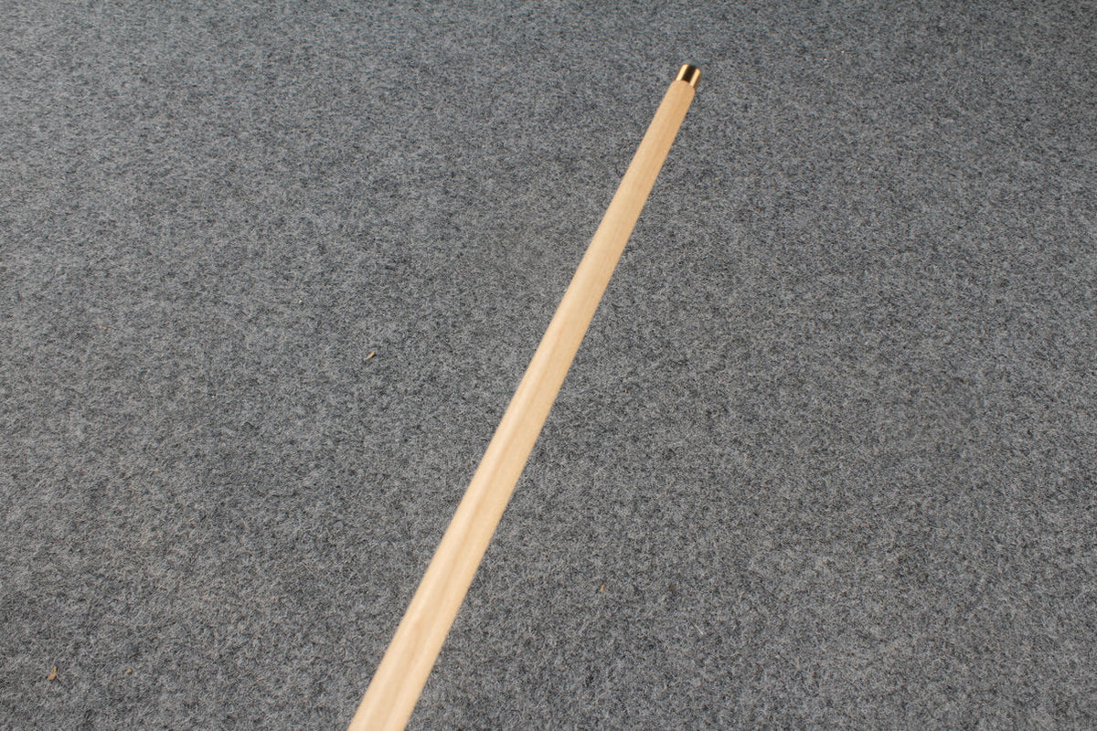 1 piece maple snooker cue # 8252 WOODS CUES