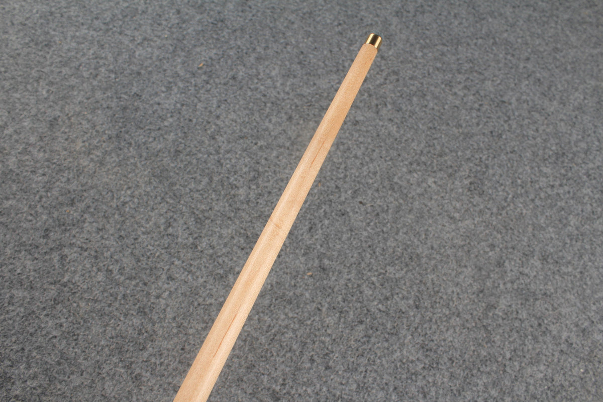 1 piece maple snooker cue # 8256 WOODS CUES