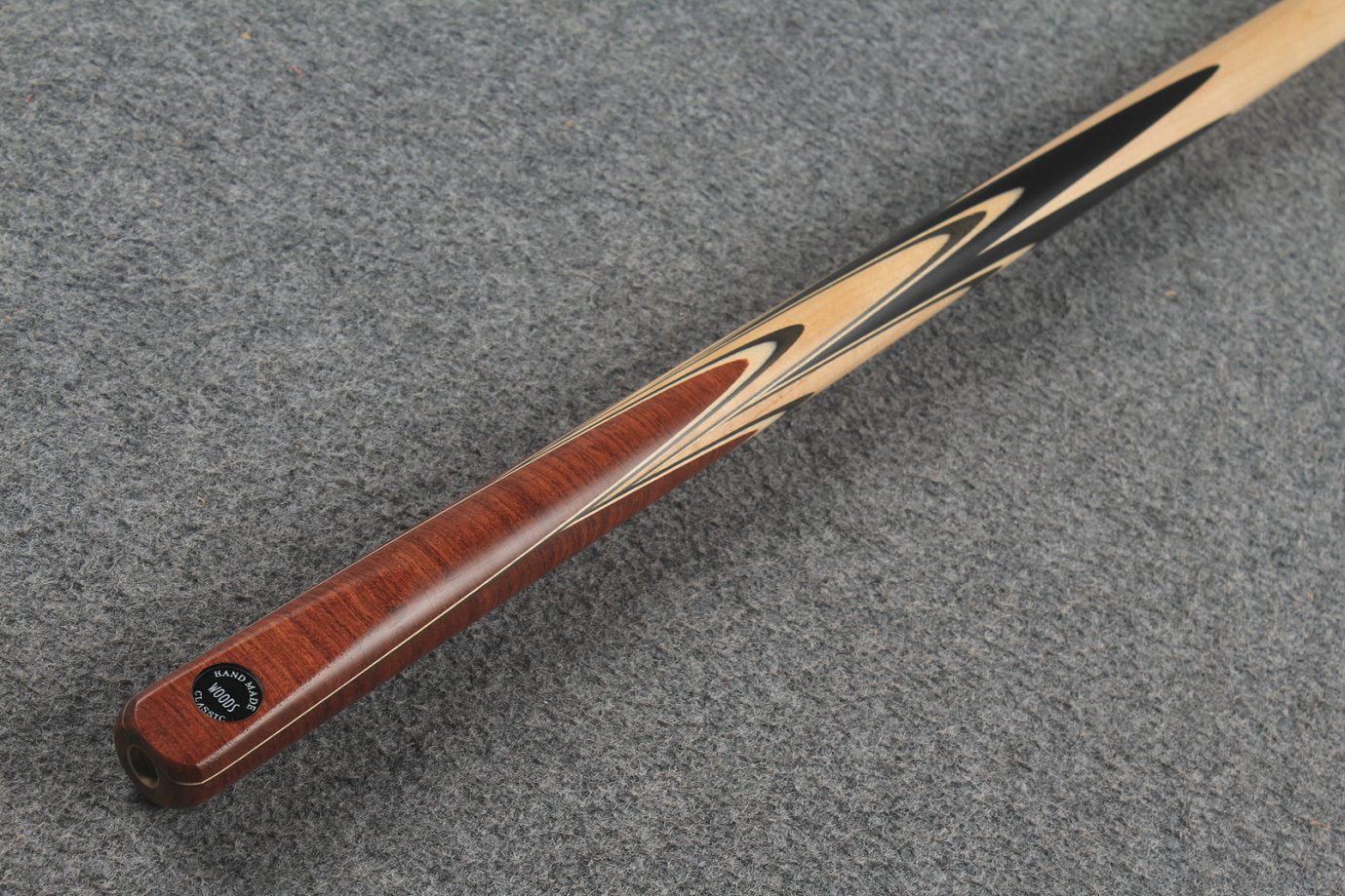 1 piece maple snooker cue # 8257 WOODS CUES