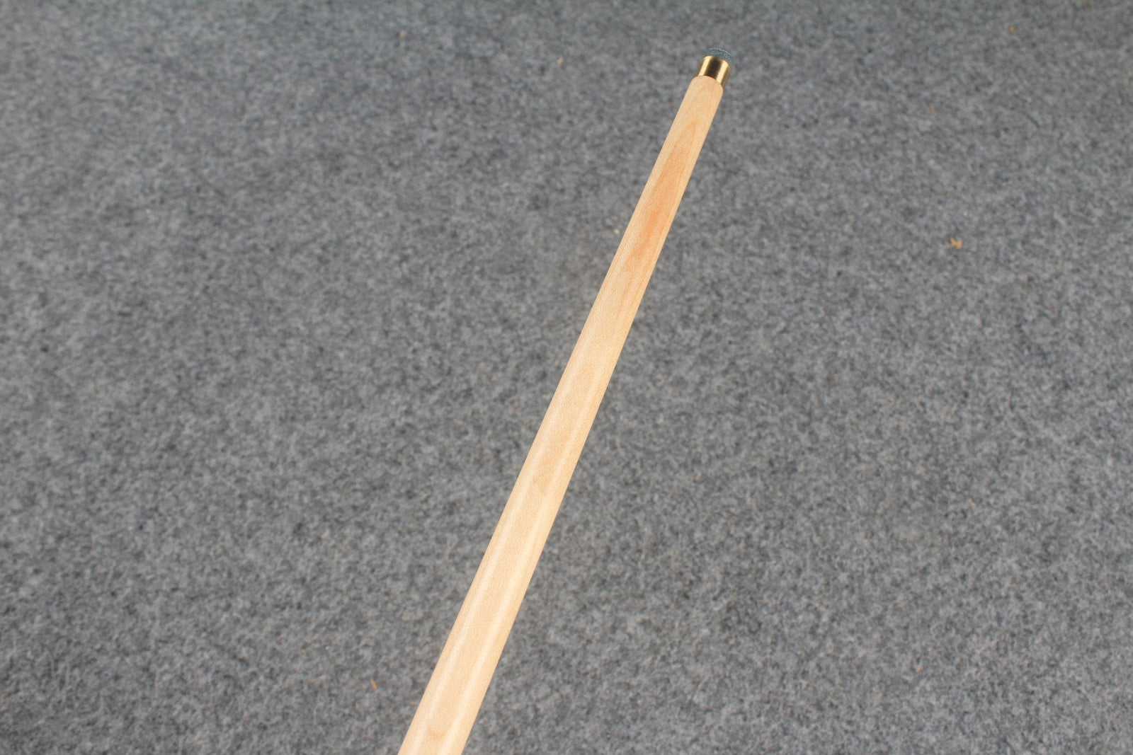 3/4 maple snooker cue #8421 WOODS CUES