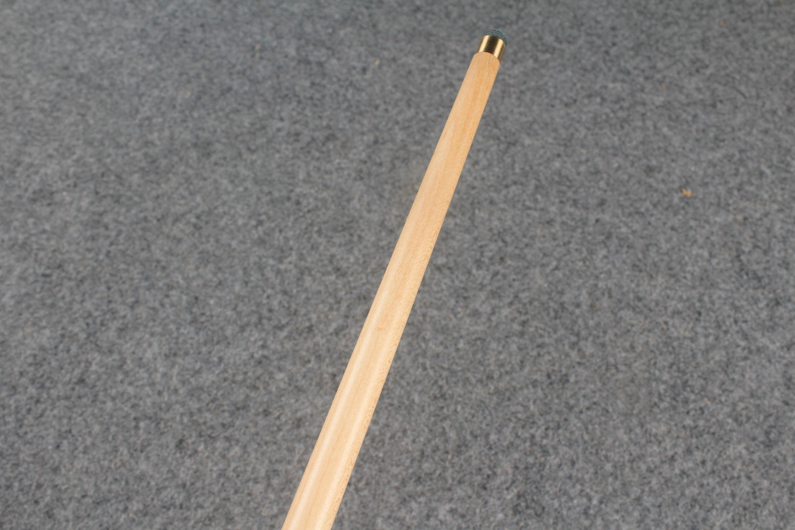 3/4 maple snooker cue #8422