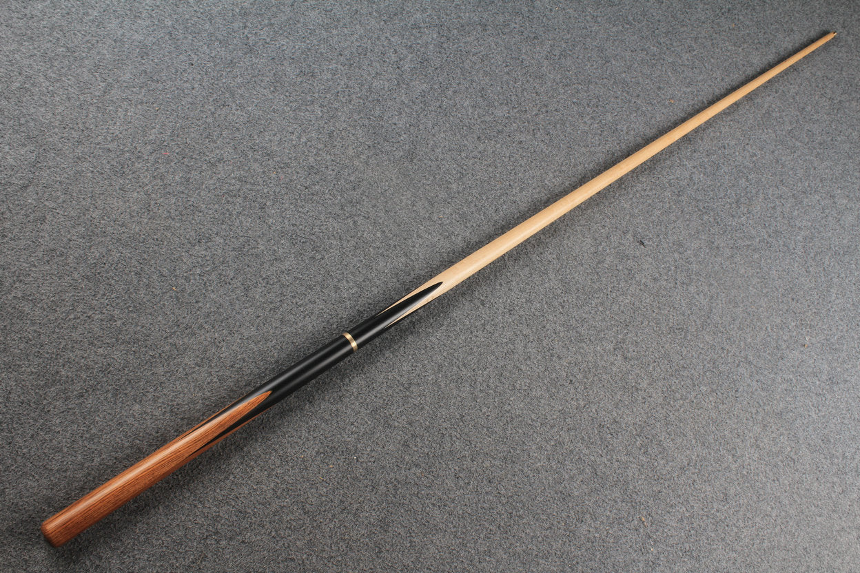 3/4 maple snooker cue #8423 WOODS CUES