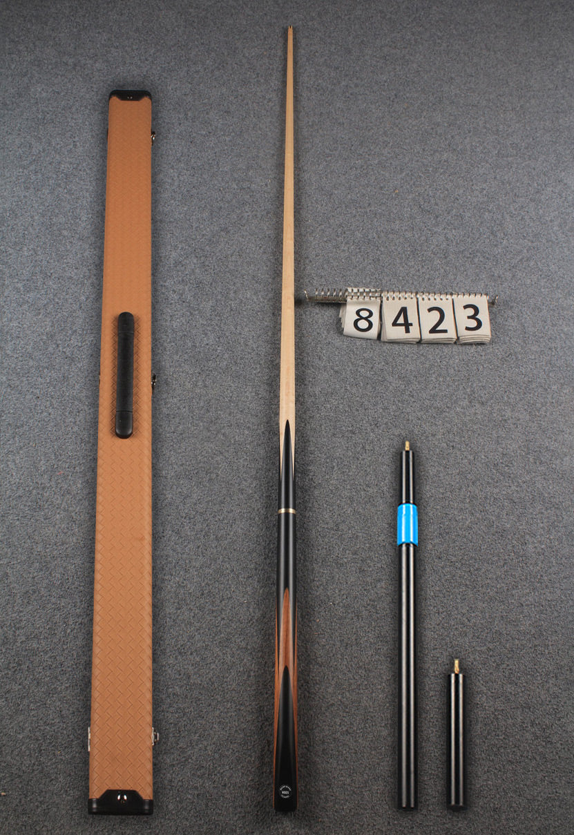 3/4 maple snooker cue #8423 WOODS CUES