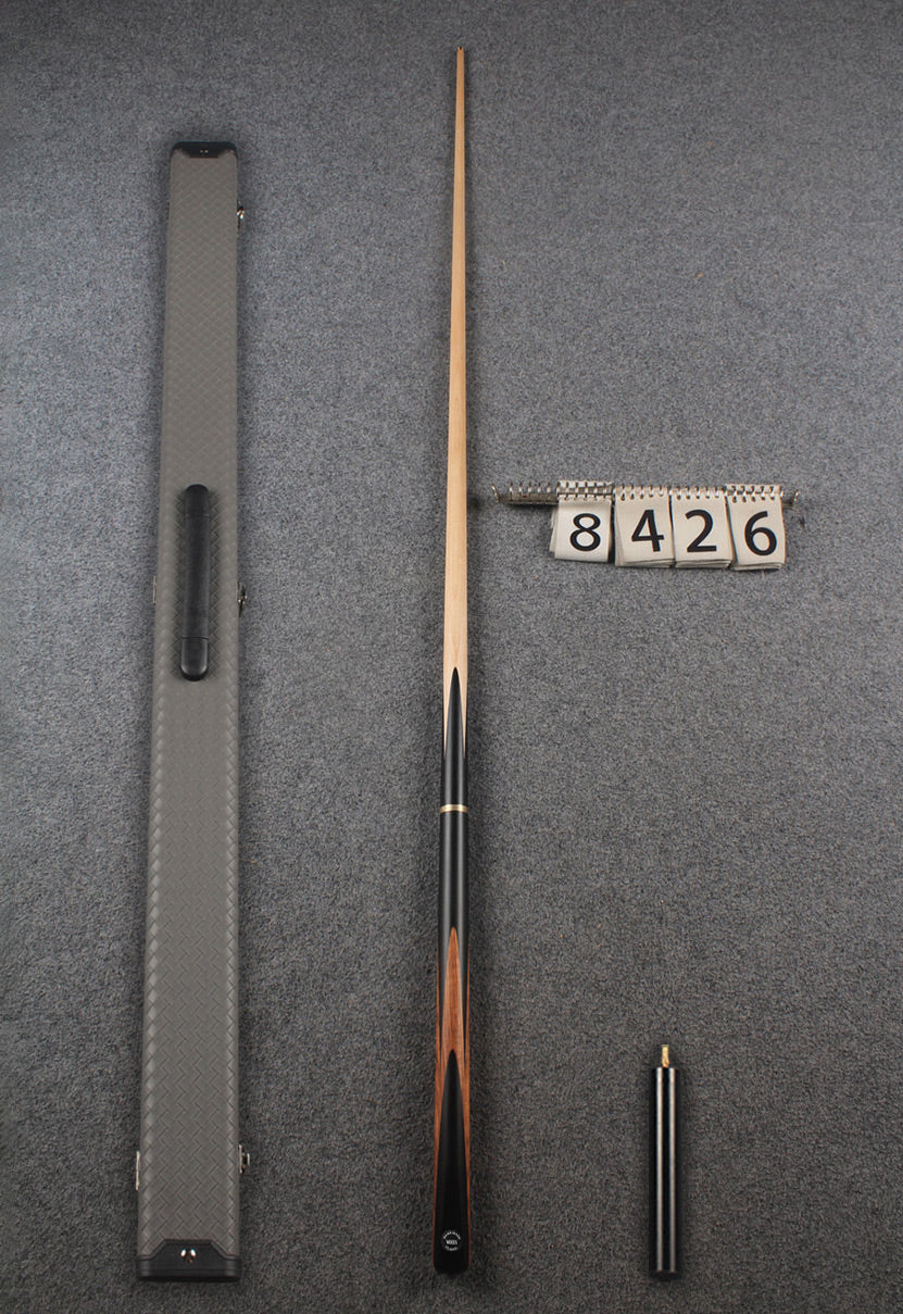 3/4 maple english pool cue #8426
