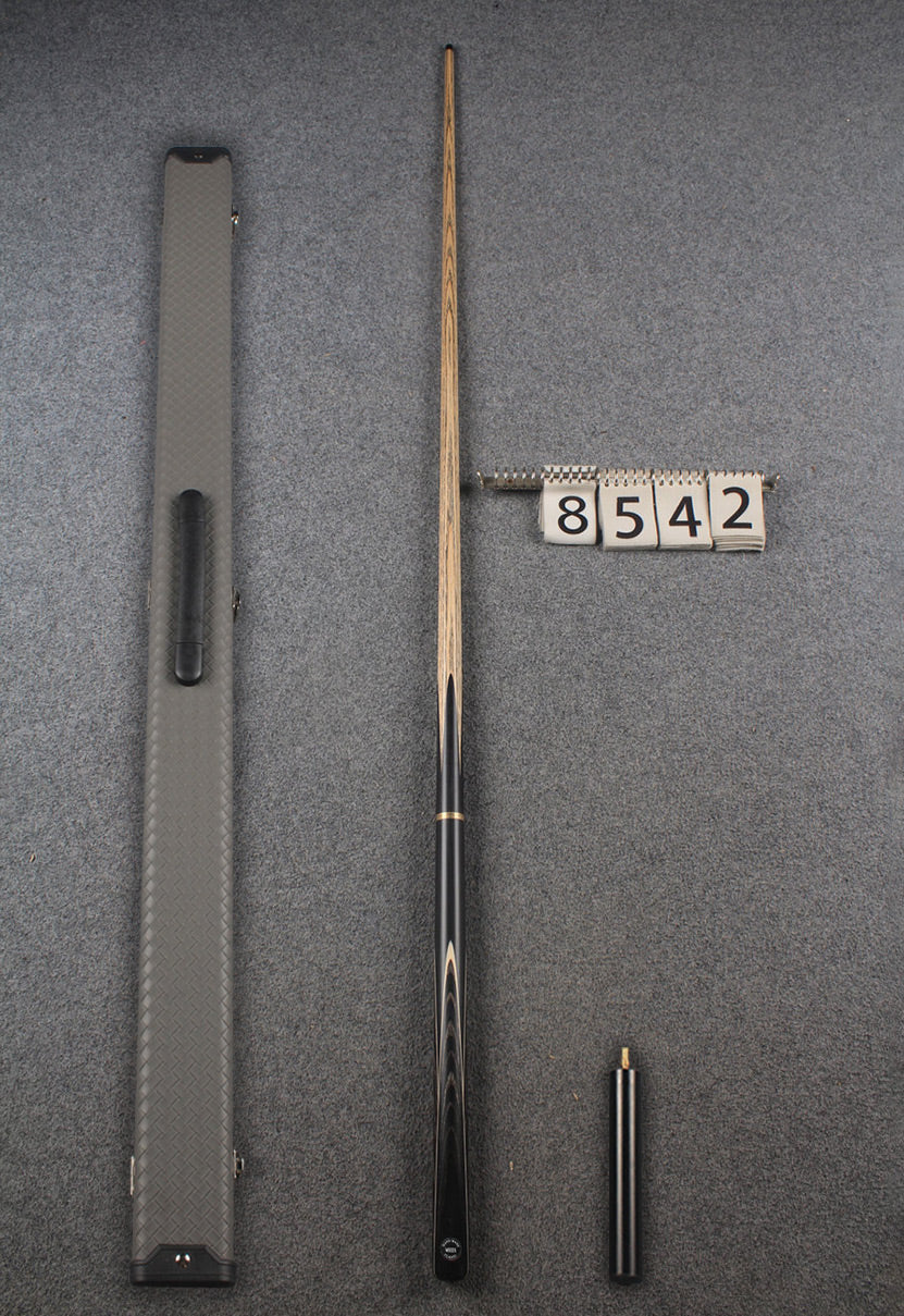 3/4 ash chinese 8 ball pool cue #8542 WOODS CUES
