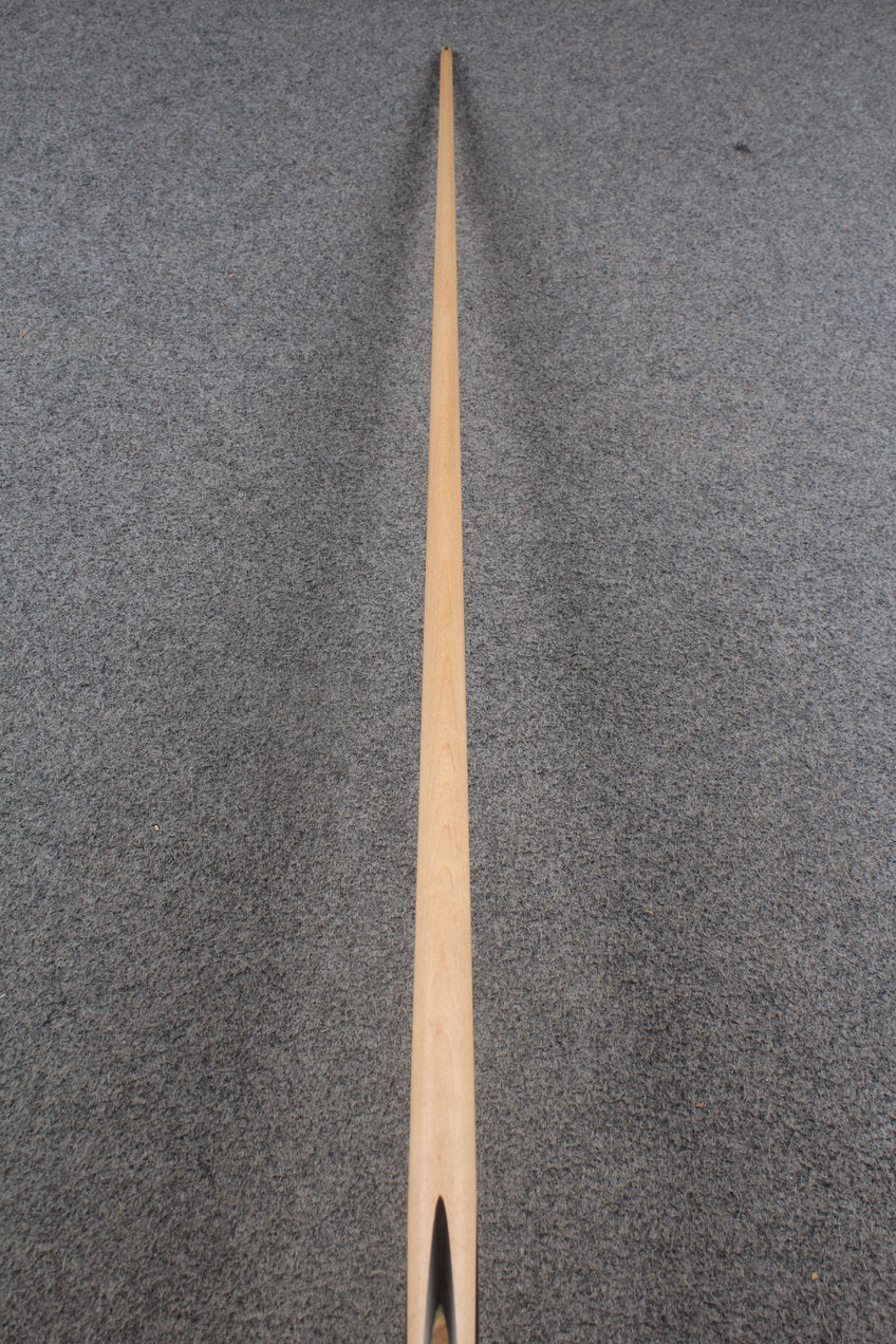 ★★★  1 piece maple snooker cue # 8587