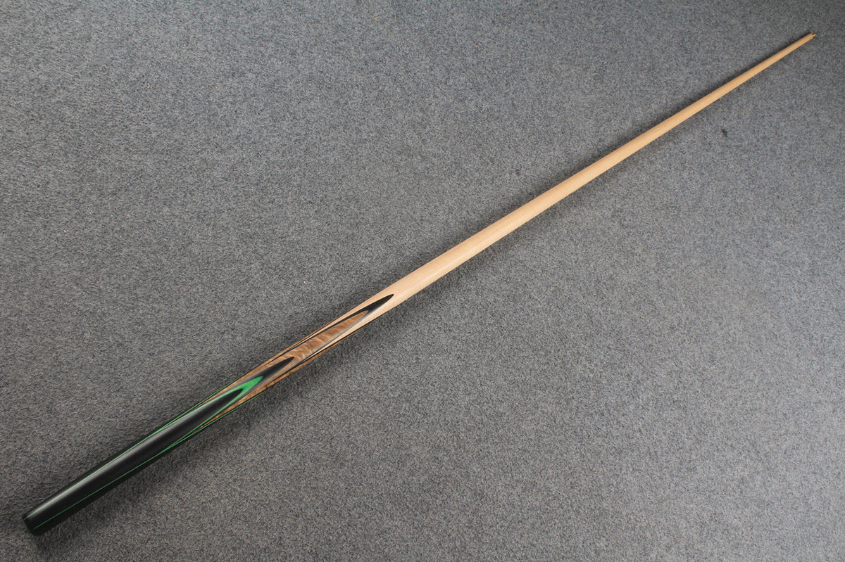 ★★★  1 piece maple snooker cue # 8587