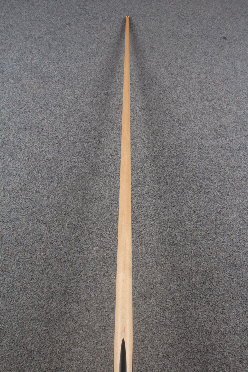 ★★★  1 piece maple snooker cue # 8588