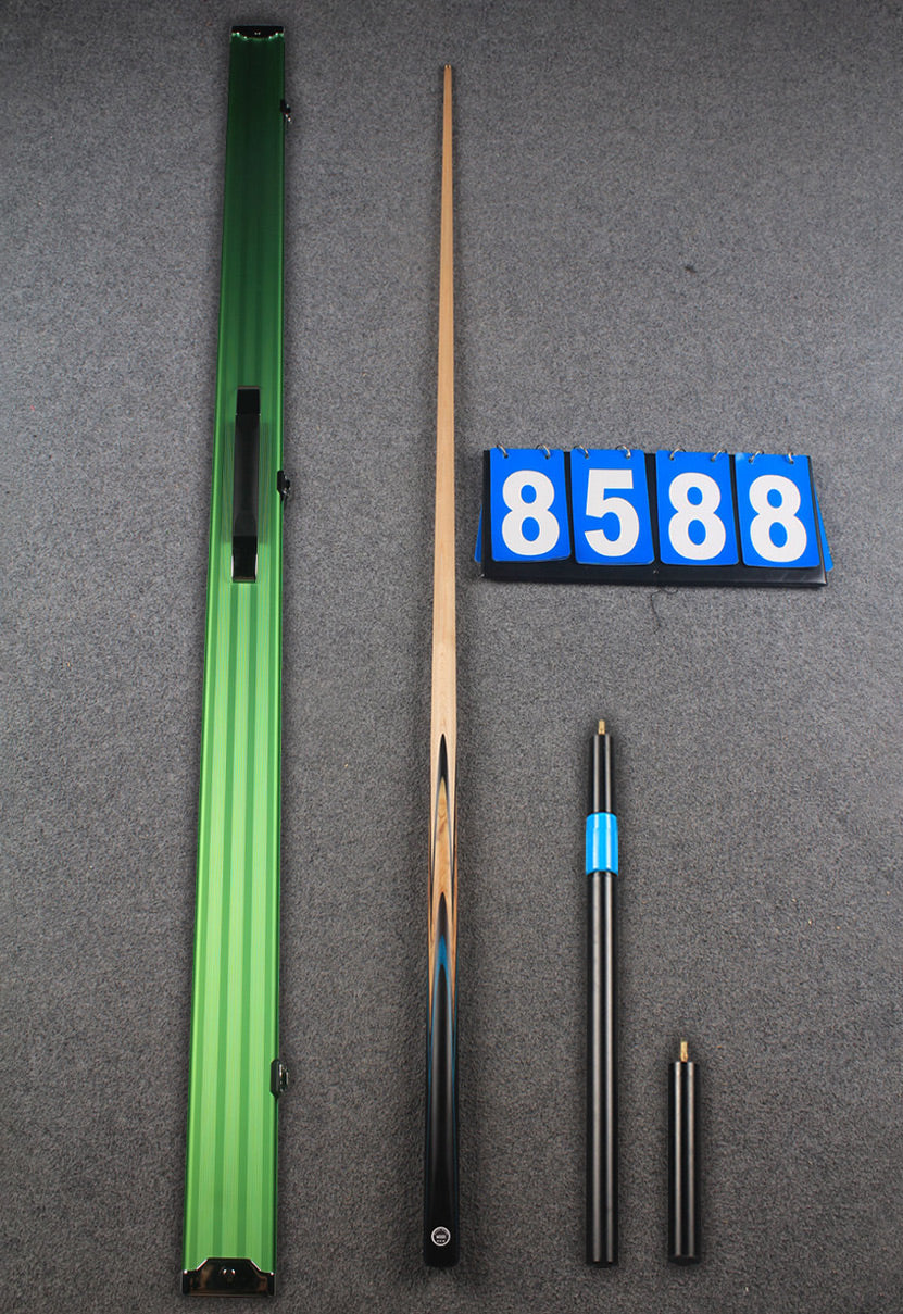 ★★★  1 piece maple snooker cue # 8588