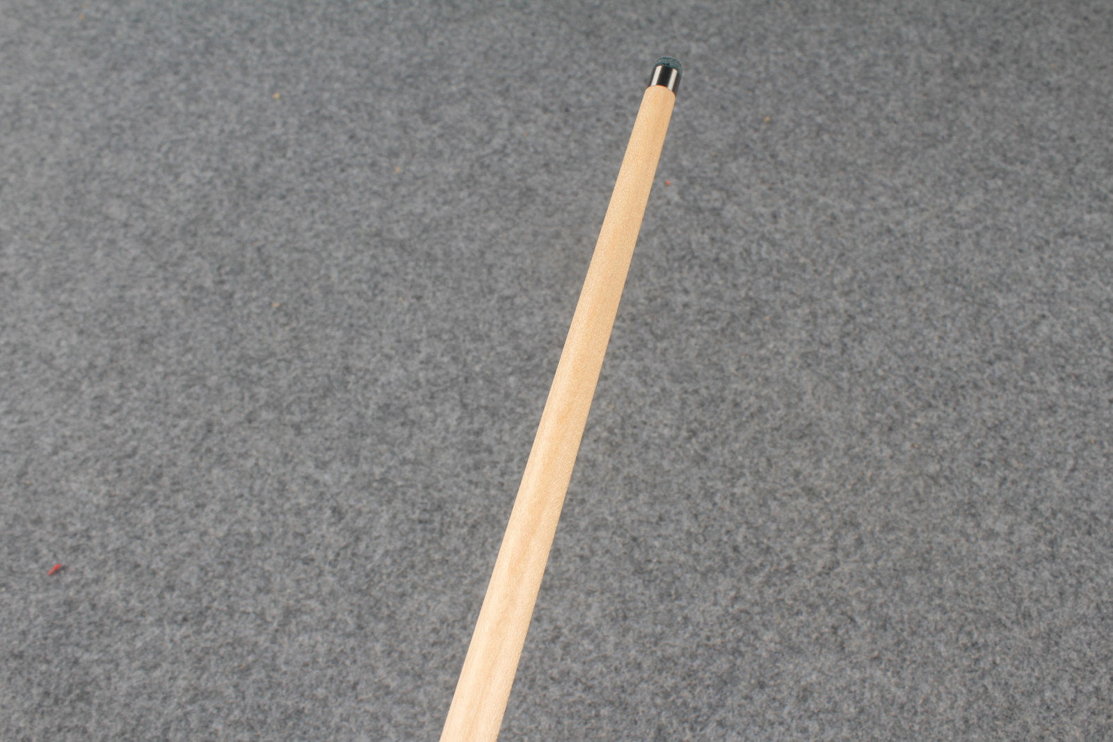 1 piece maple snooker cue # 8736 WOODS CUES