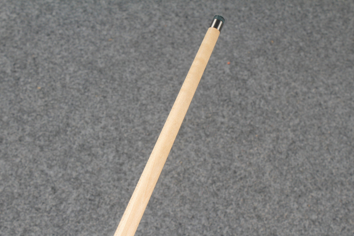 1 piece maple snooker cue # 8742 WOODS CUES