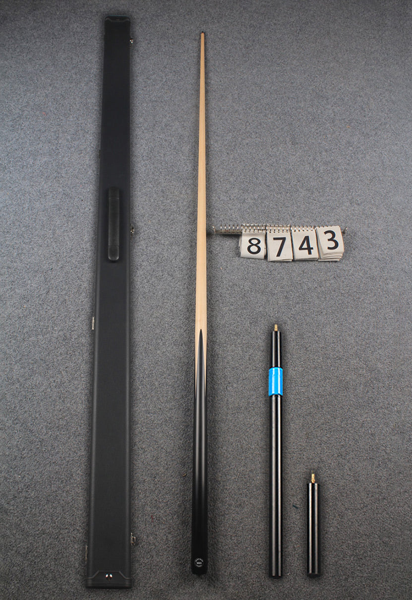 1 piece maple snooker cue # 8743 WOODS CUES