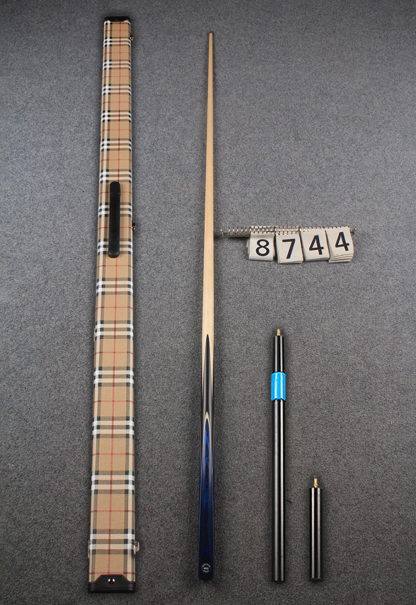 1 piece maple snooker cue # 8744 WOODS CUES