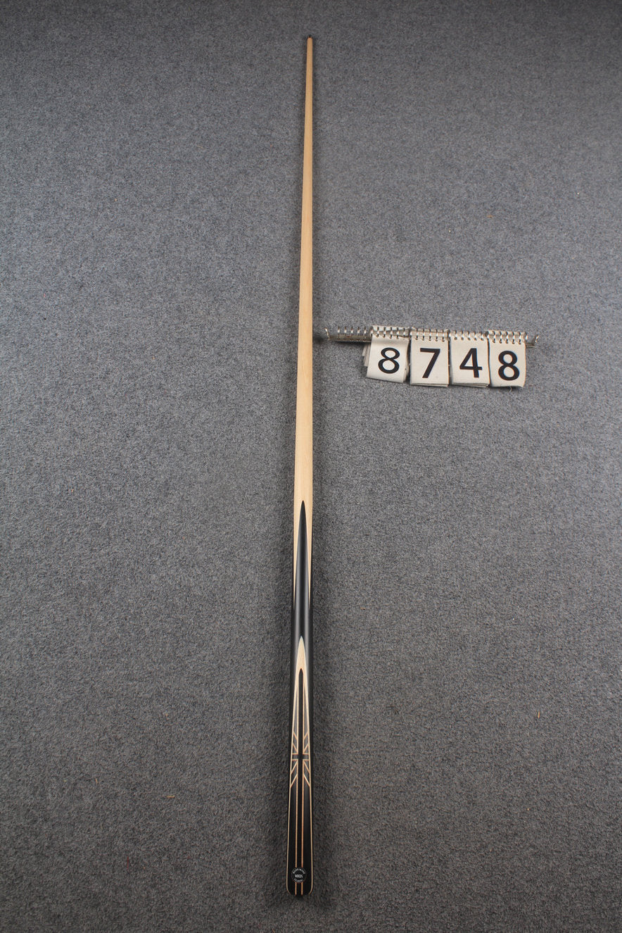 1 piece maple snooker cue # 8748 WOODS CUES