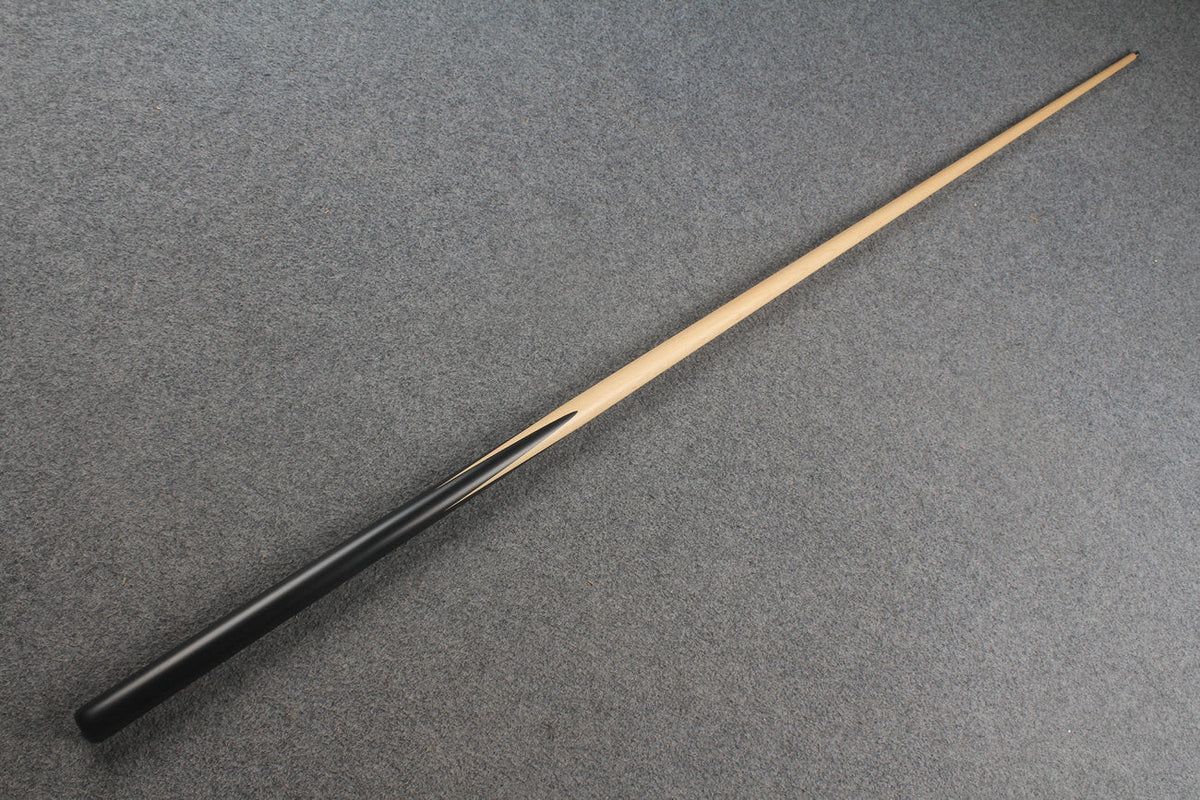 1 piece maple snooker cue # 8748 WOODS CUES