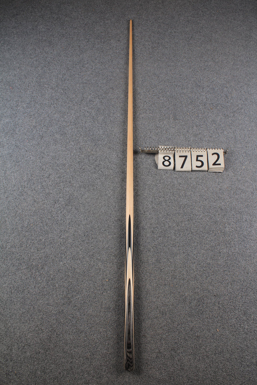1 piece maple snooker cue # 8752 WOODS CUES