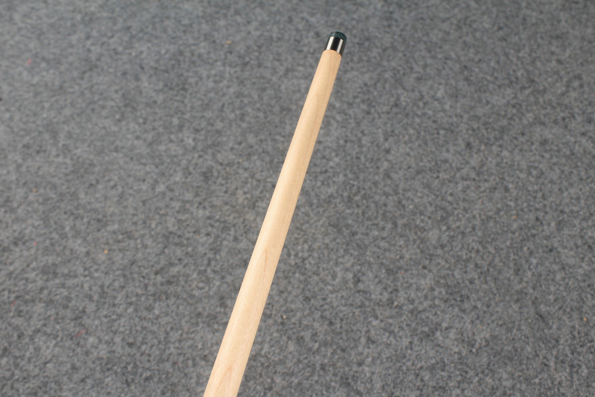 1 piece maple snooker cue # 8760 WOODS CUES