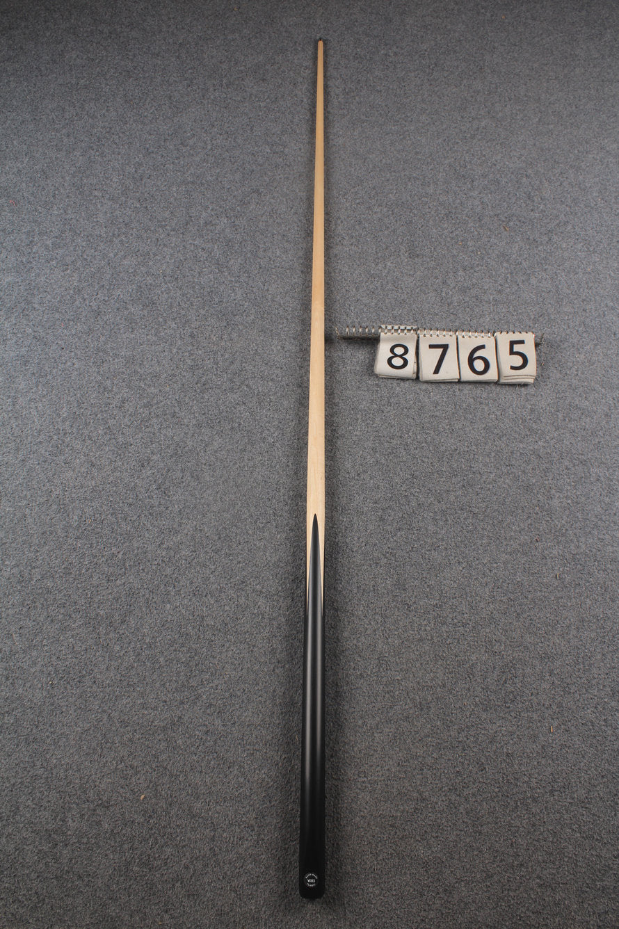1 piece maple snooker cue # 8765