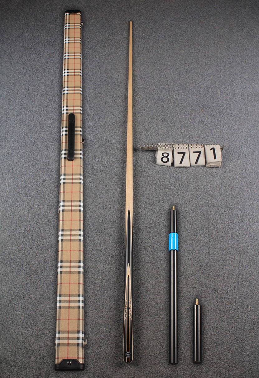 1 piece maple snooker cue # 8771 WOODS CUES