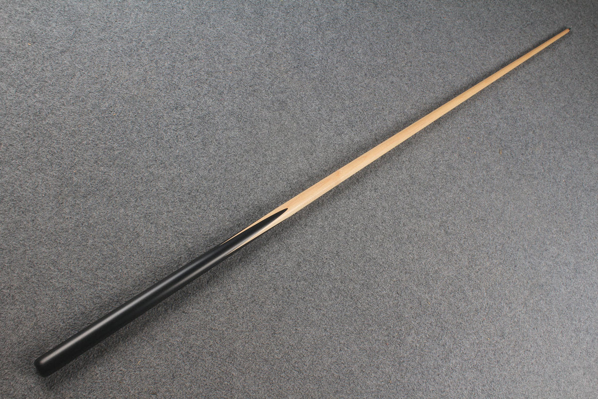 1 piece maple snooker cue # 8774 WOODS CUES