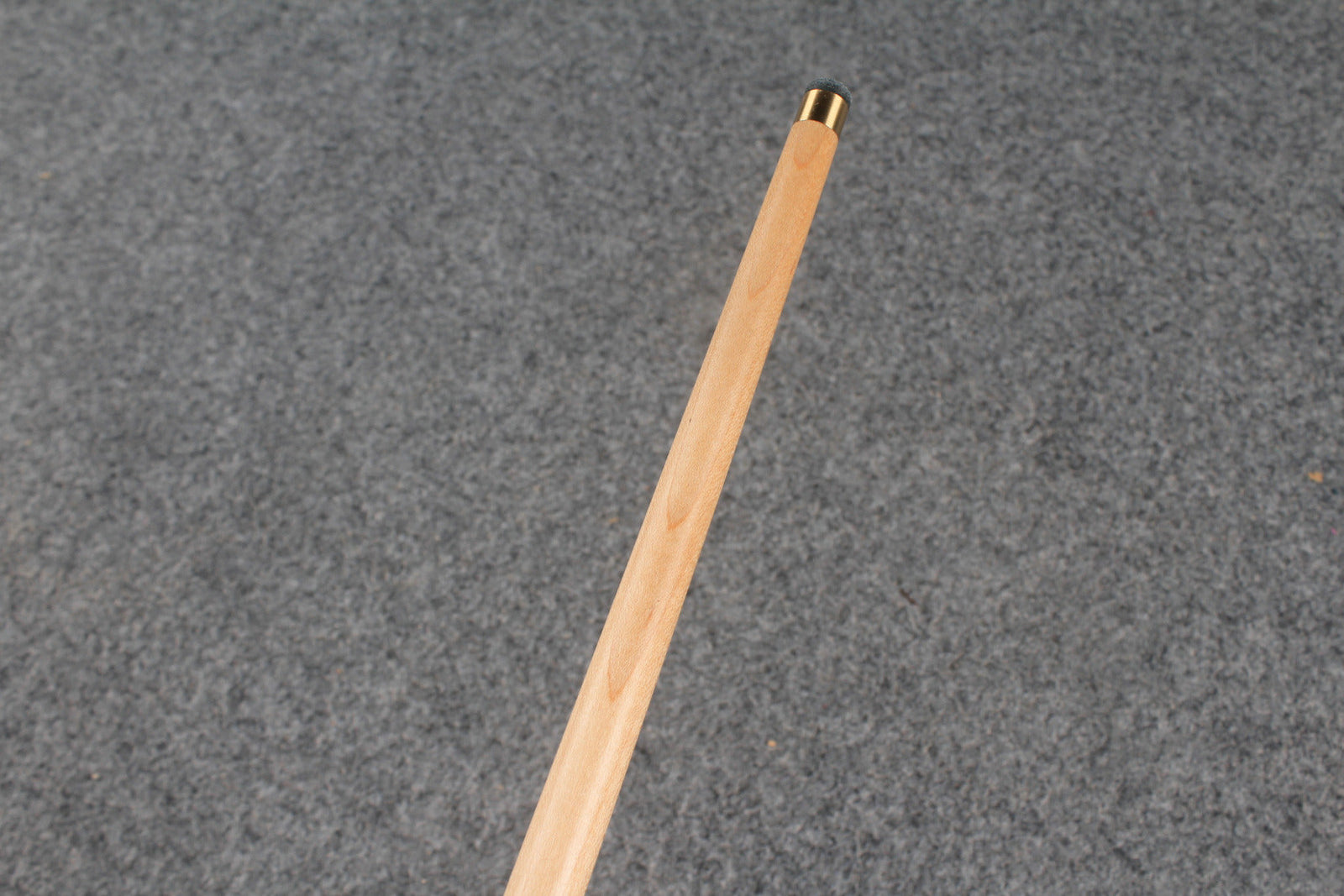 1 piece maple snooker cue # 8783 WOODS CUES