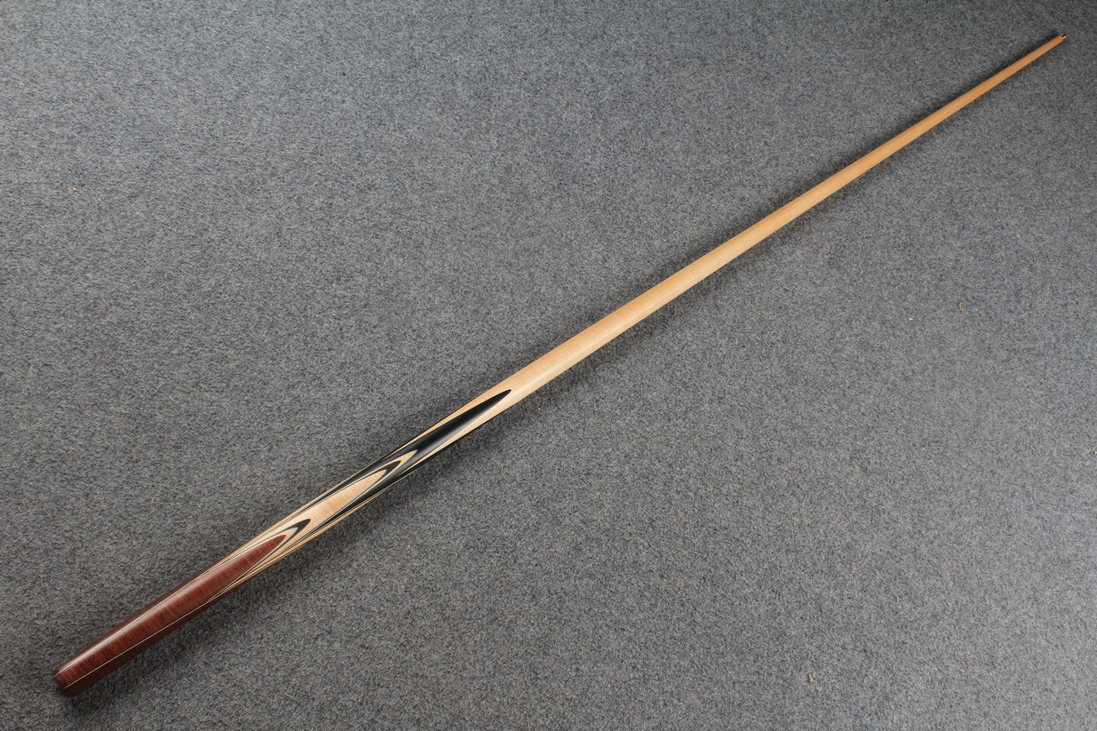 1 piece maple snooker cue # 8792 WOODS CUES