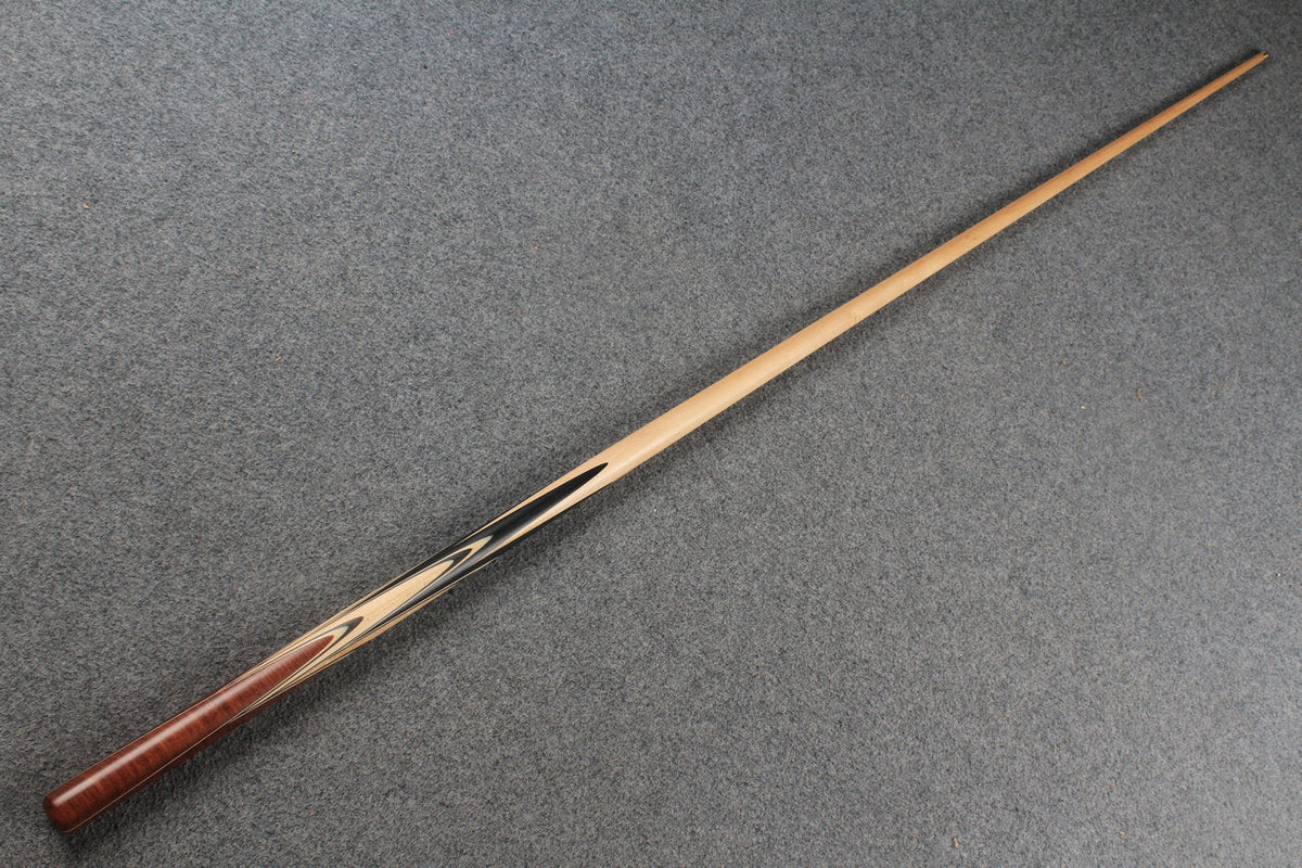 1 piece maple snooker cue # 8792 WOODS CUES
