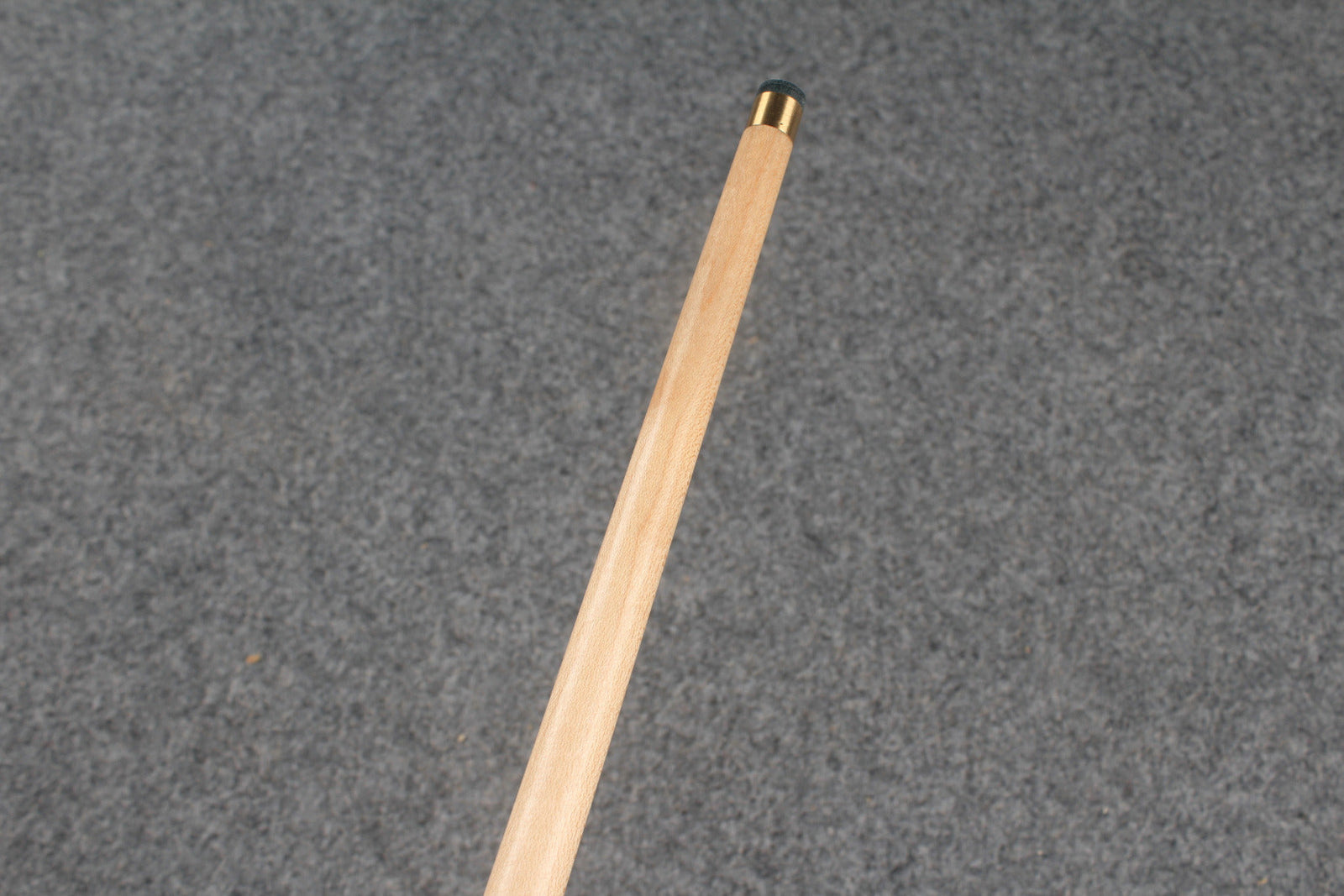 3/4 maple snooker cue #8940 WOODS CUES