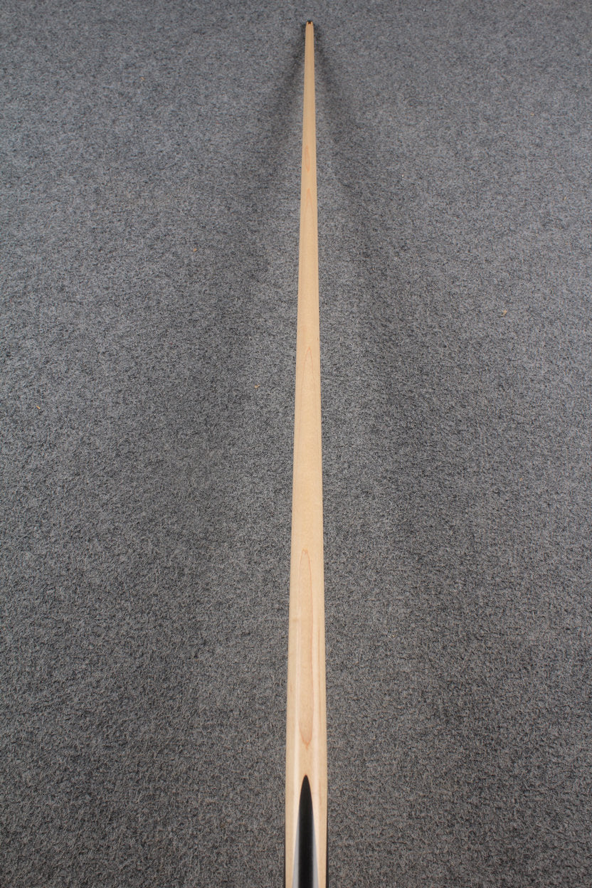 3/4 maple snooker cue #8945 WOODS CUES
