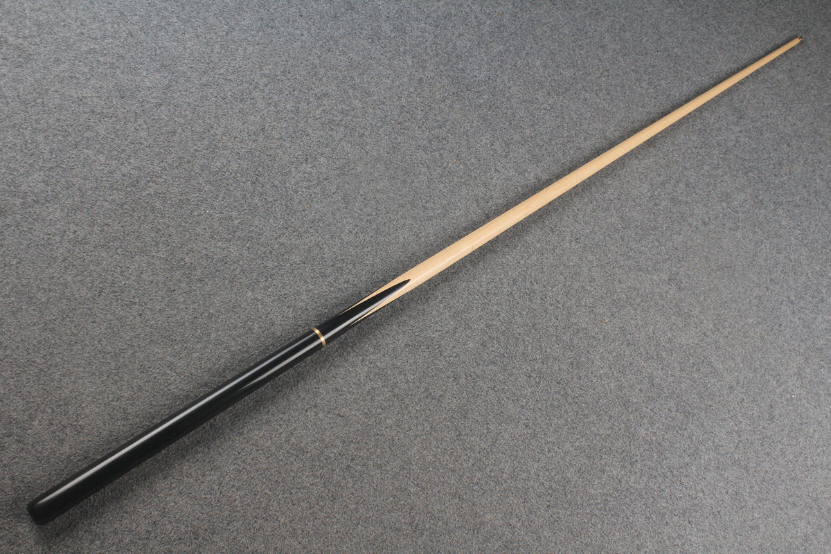 3/4 maple snooker cue #8945 WOODS CUES