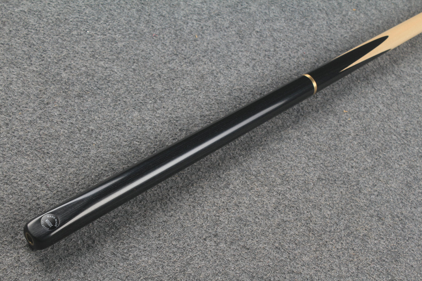 3/4 maple snooker cue #8946 WOODS CUES
