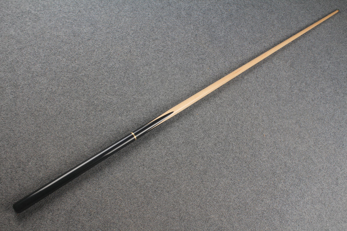 3/4 maple snooker cue #8946 WOODS CUES