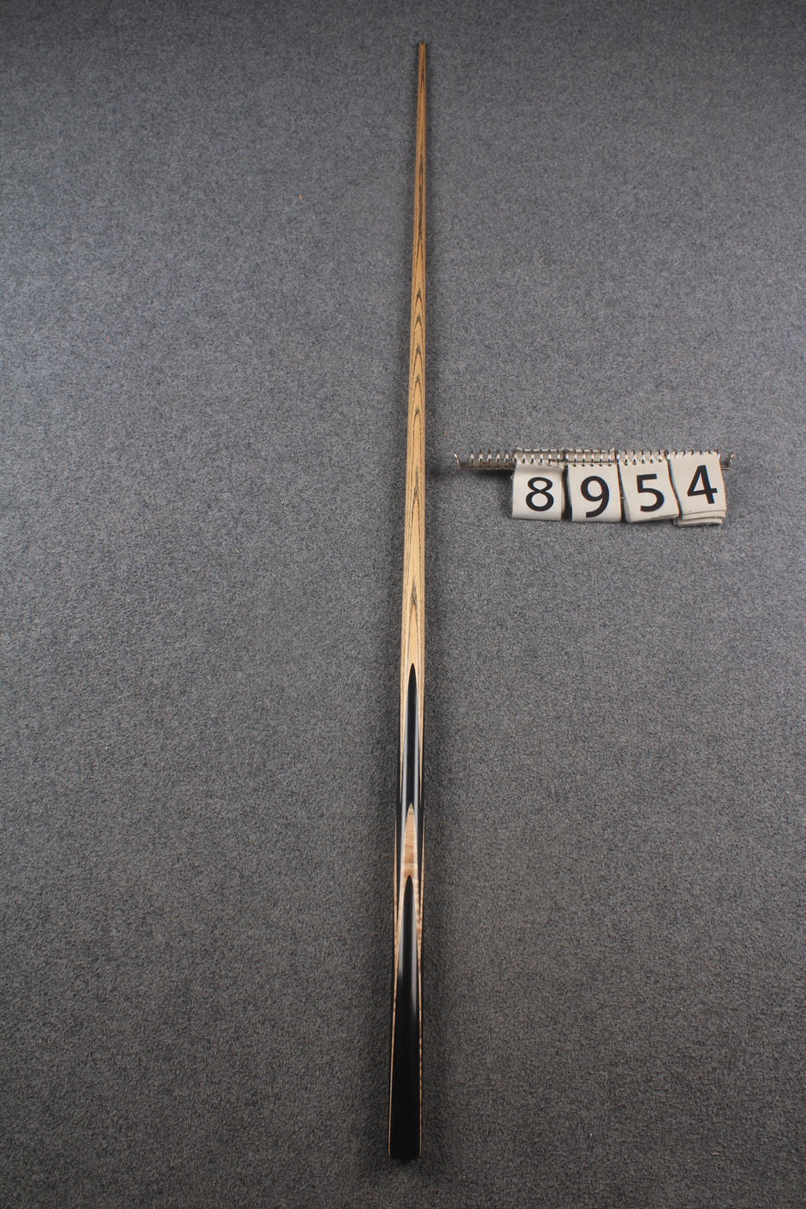 1 piece ash snooker cue # 8954 WOODS CUES