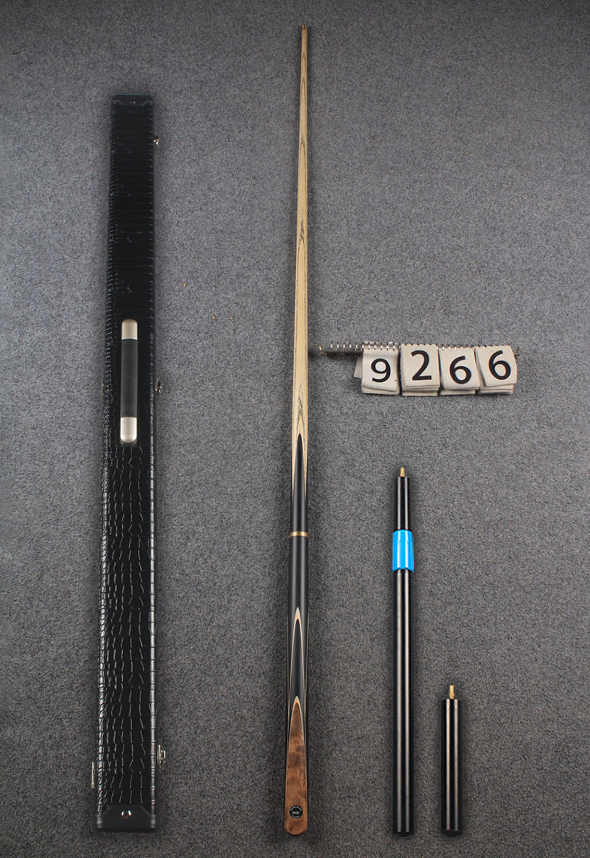 3/4 ash snooker cue #9266 WOODS CUES