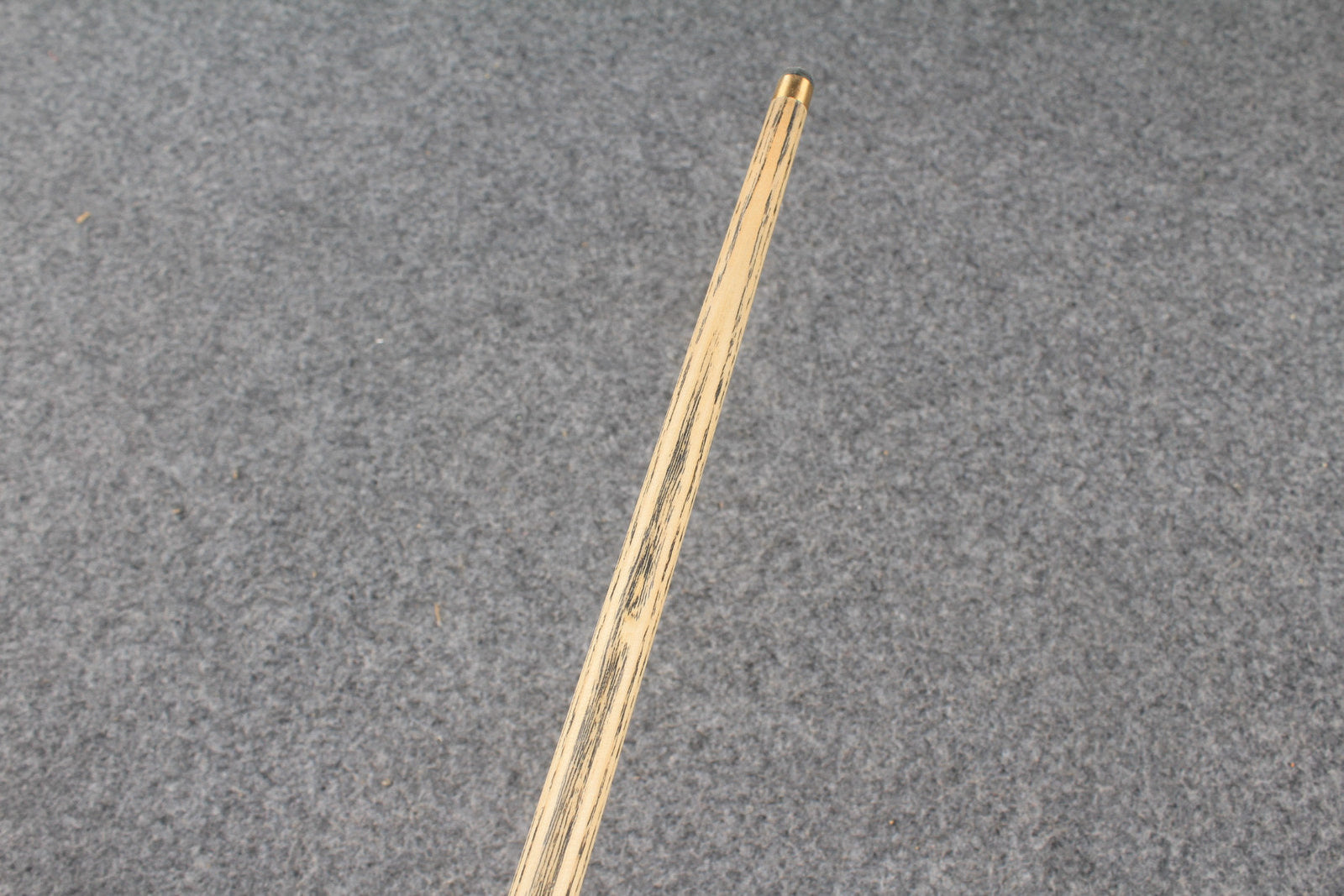 3/4 ash snooker cue #9299 WOODS CUES