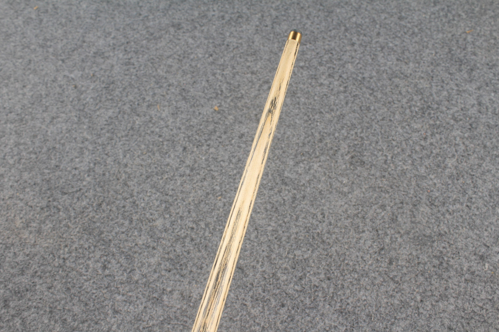 3/4 ash snooker cue #9301 WOODS CUES