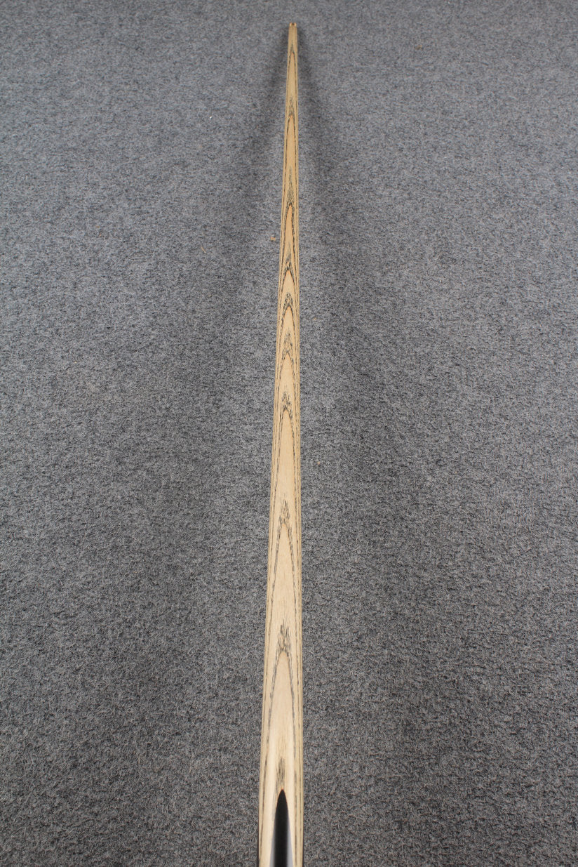 3/4 ash snooker cue #9302 WOODS CUES