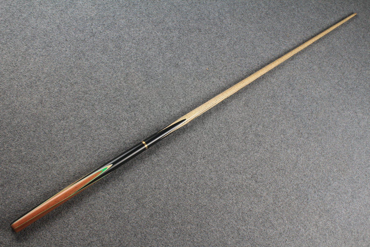 3/4 ash snooker cue #9302 WOODS CUES