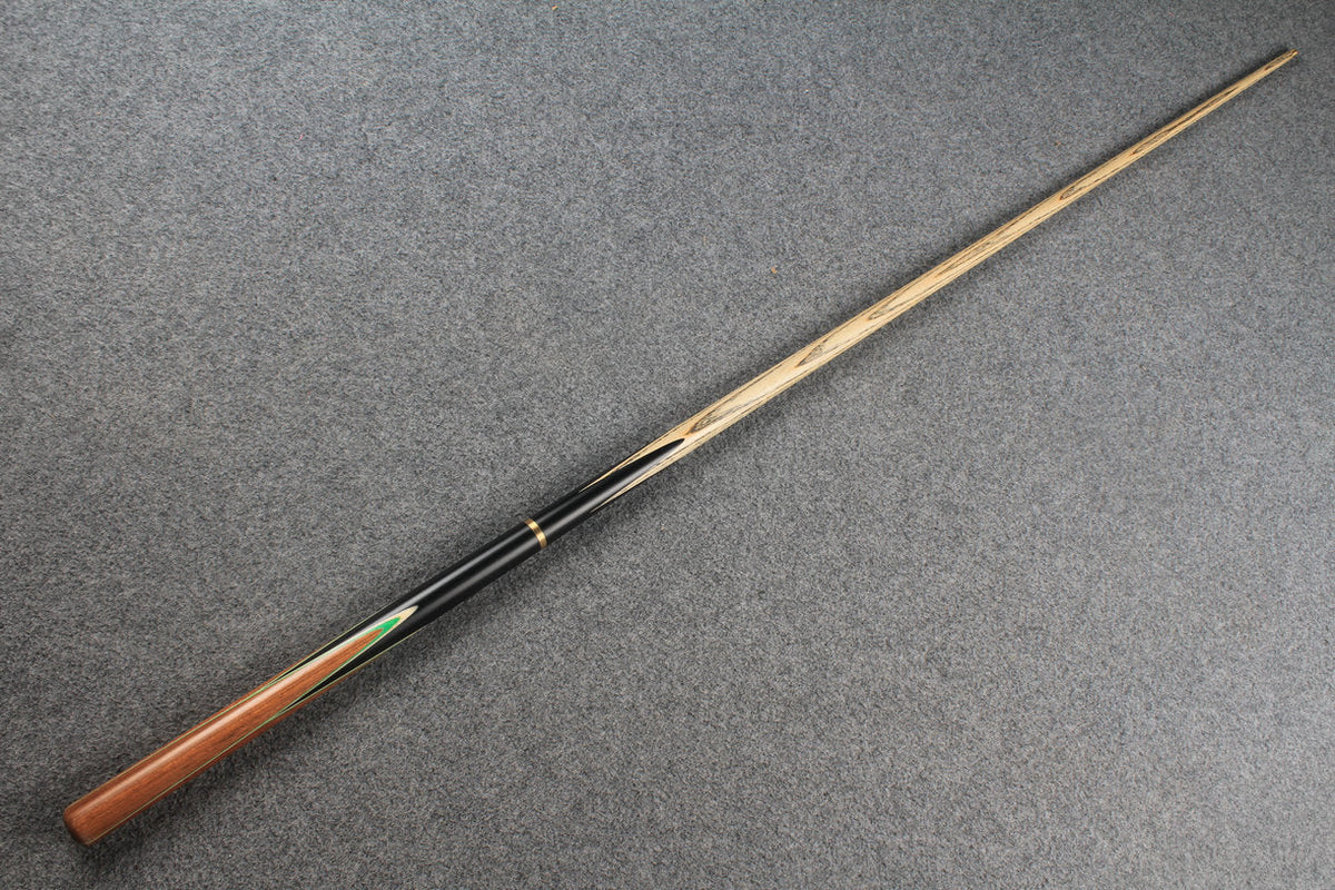 3/4 ash snooker cue #9302 WOODS CUES