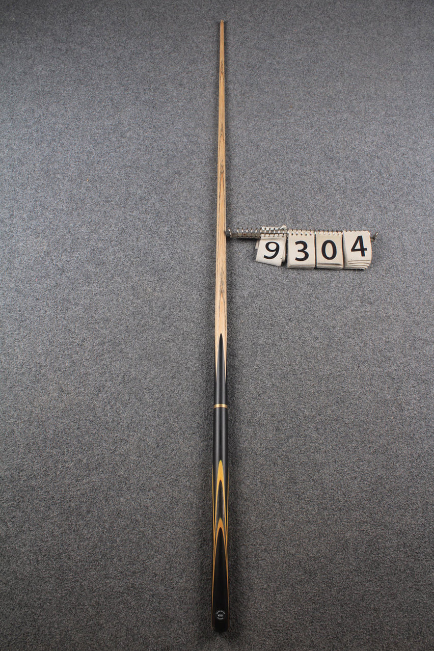 3/4 ash snooker cue #9304 WOODS CUES