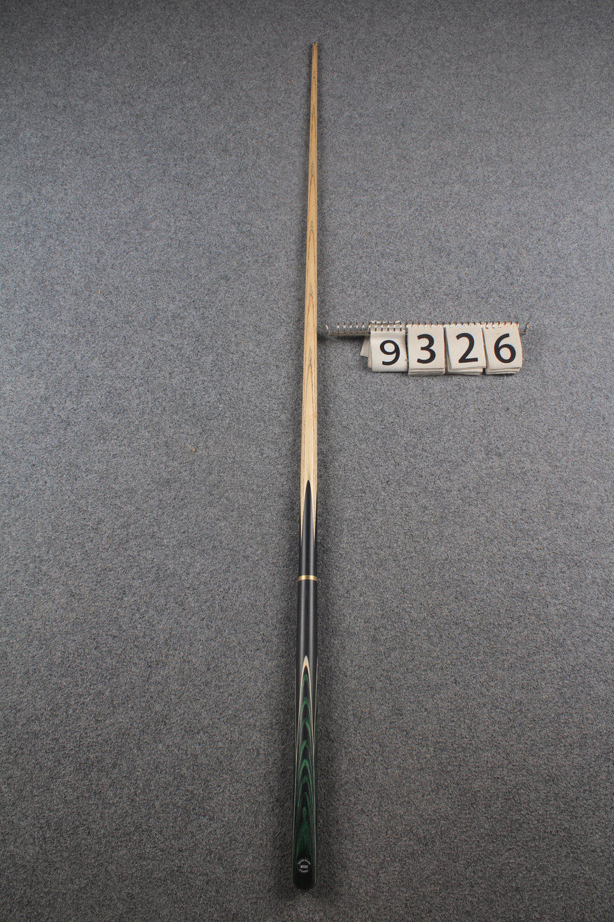 3/4 ash snooker cue #9326 WOODS CUES