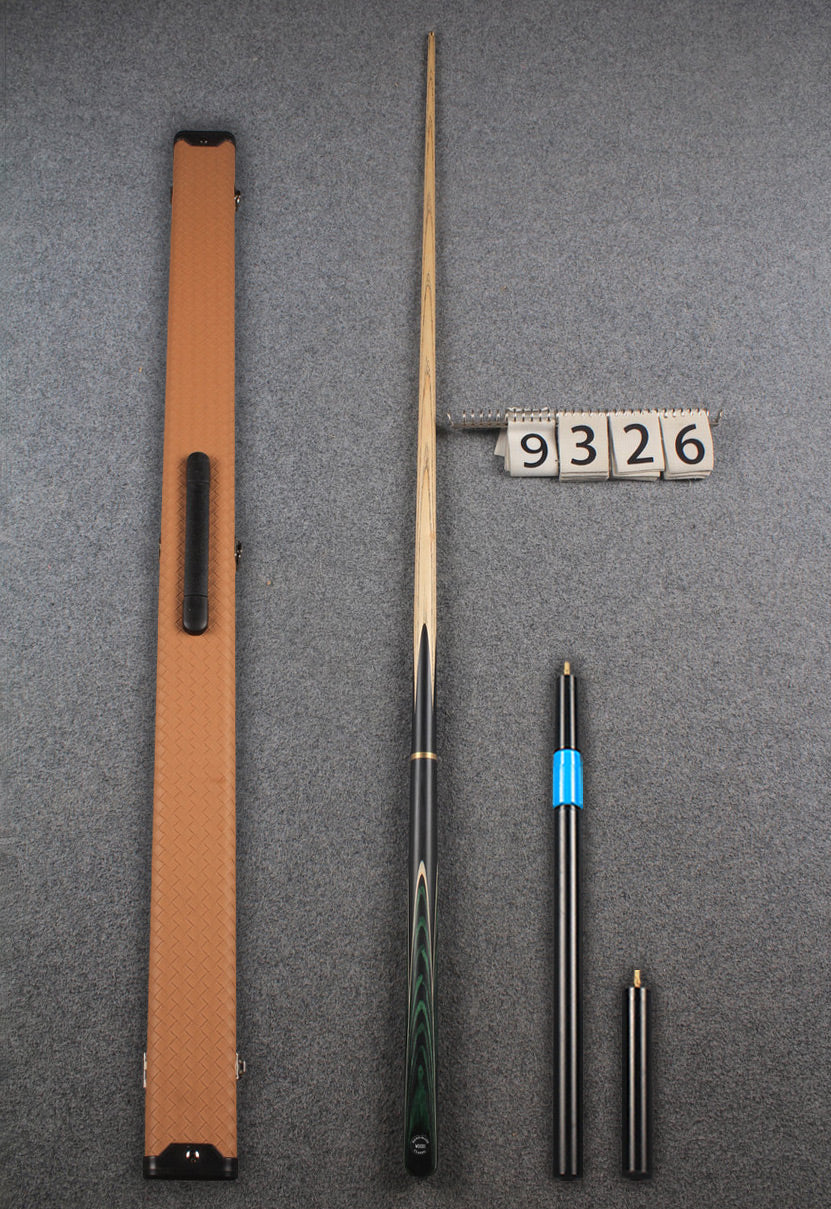 3/4 ash snooker cue #9326 WOODS CUES