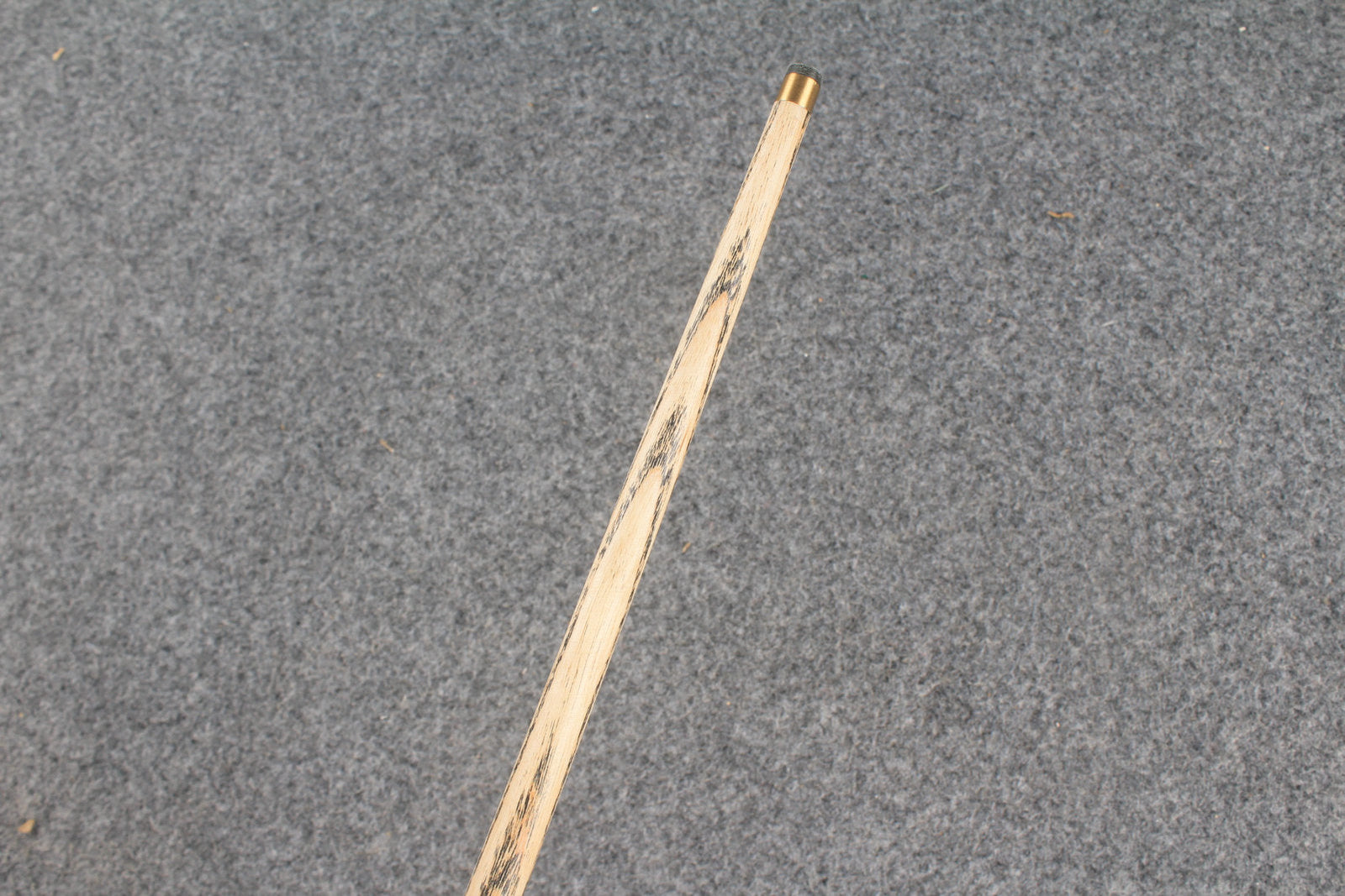 3/4 ash snooker cue #9328 WOODS CUES