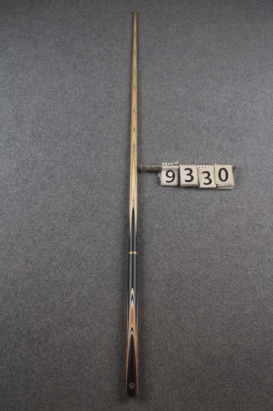 3/4 ash snooker cue #9330 WOODS CUES
