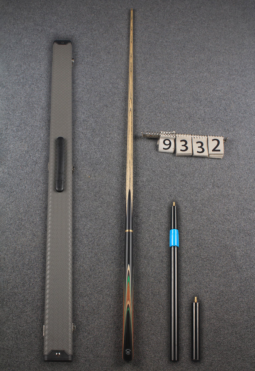 3/4 ash snooker cue #9332 WOODS CUES