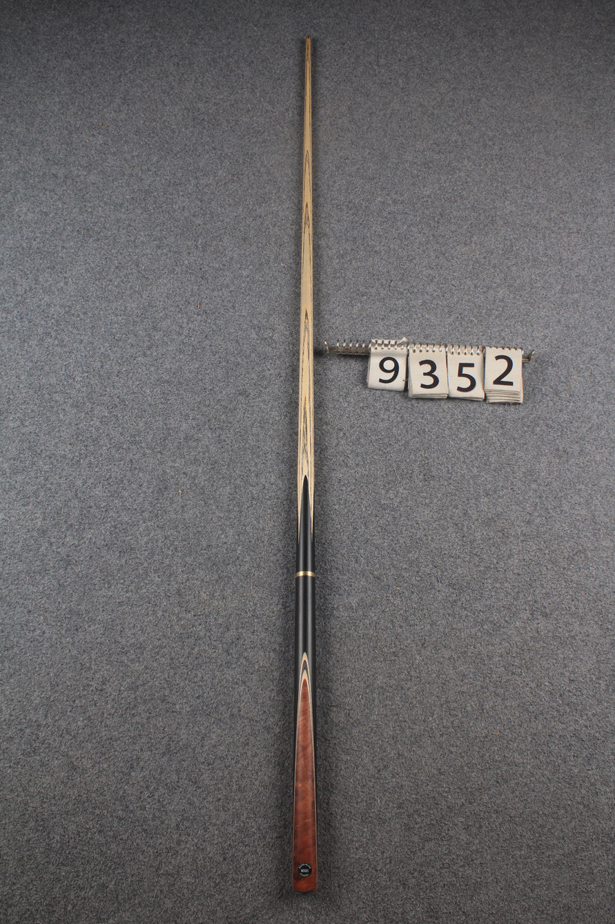 3/4 ash snooker cue #9352 WOODS CUES