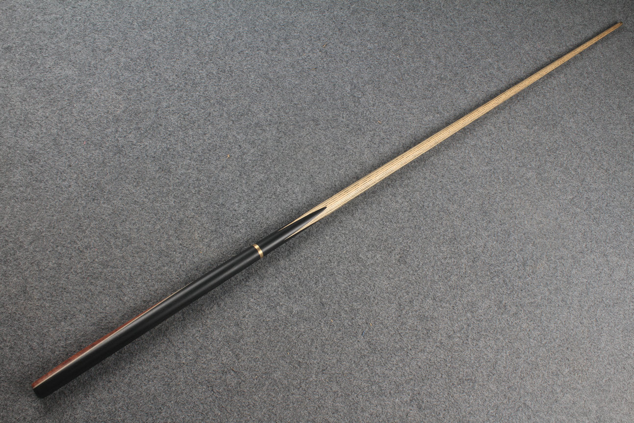3/4 ash snooker cue #9352 WOODS CUES