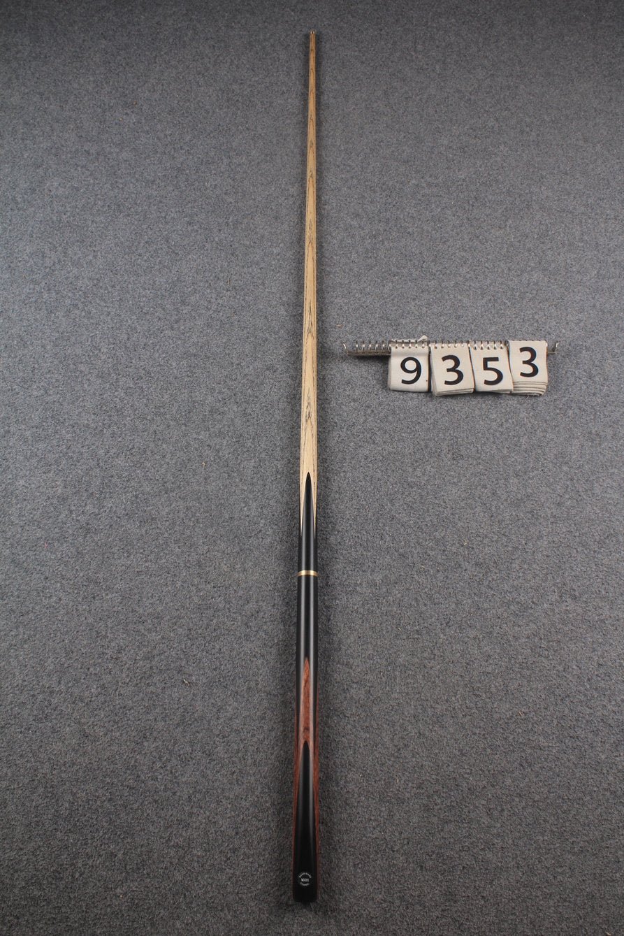 3/4 ash snooker cue #9353 WOODS CUES