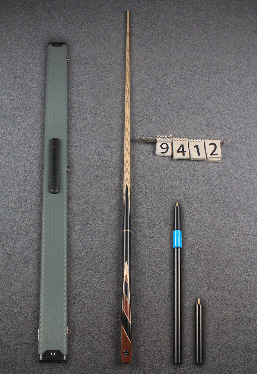 3/4 ash snooker cue #9412 WOODS CUES