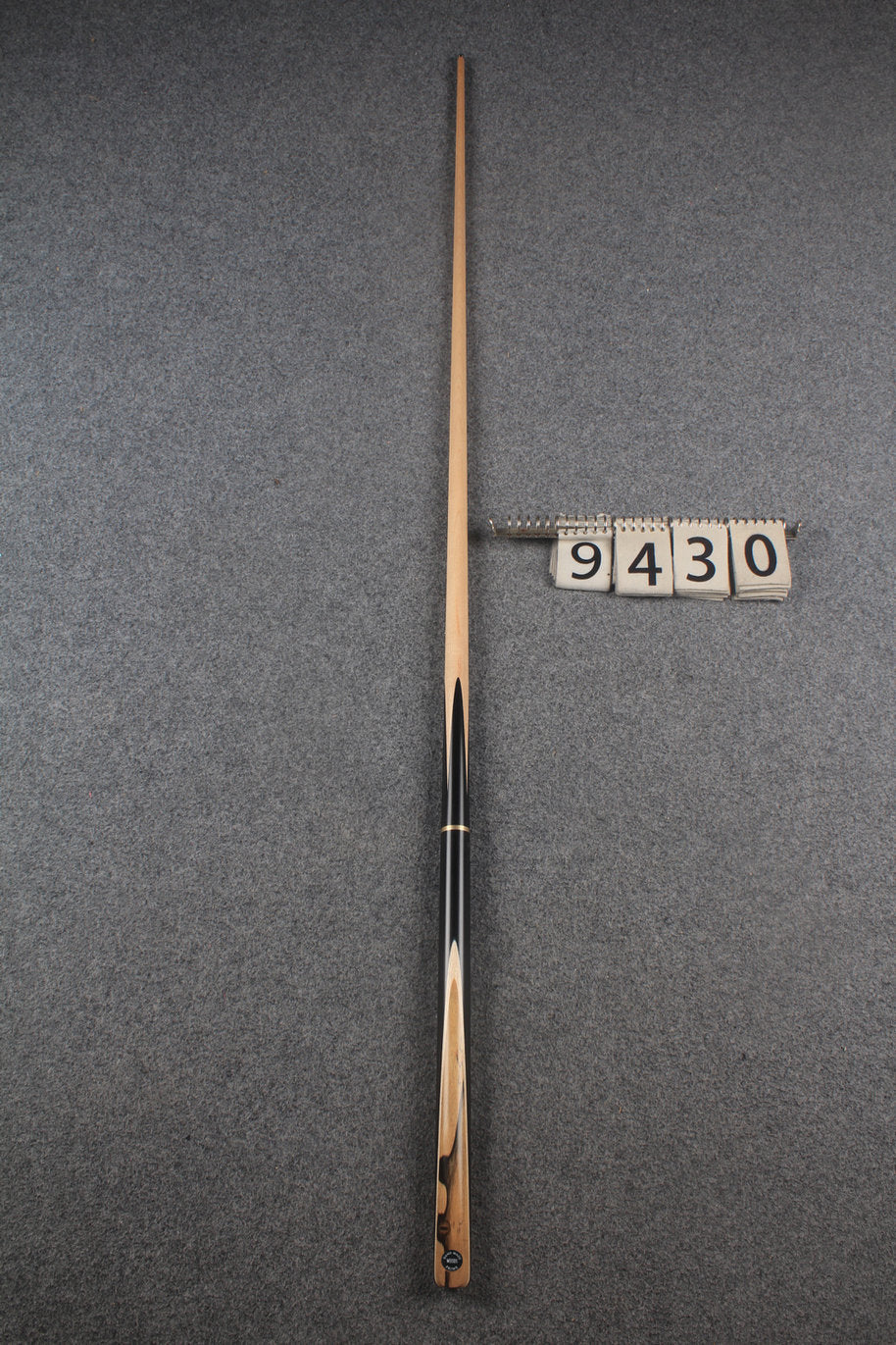 3/4 maple english pool cue #9430